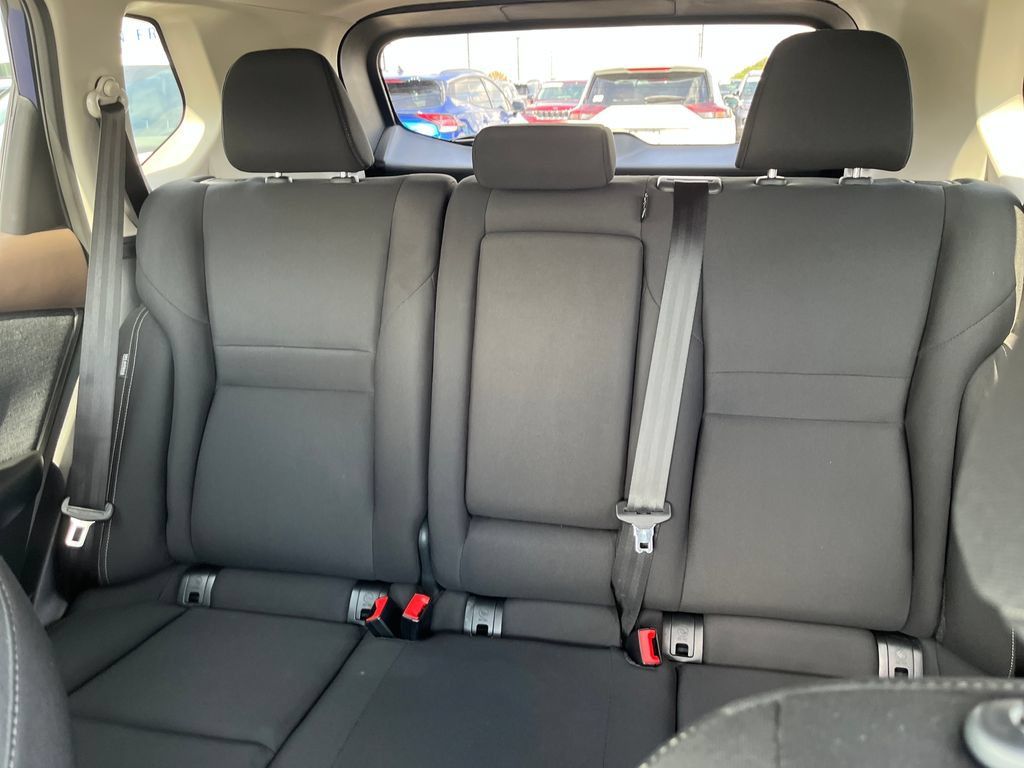 Used 2023 Nissan Rogue S AWD/4WD image 13