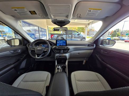 New 2025 Ford Escape Active w/ Cold Weather Package image 26