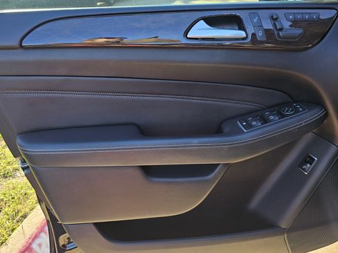 Used 2014 Mercedes-Benz ML 350 2WD w/ Premium 1 Package image 26