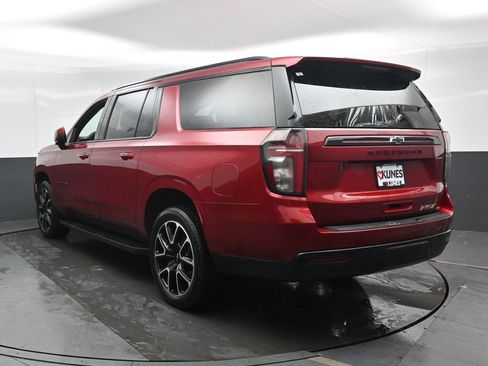 Used 2023 Chevrolet Suburban RST image 11