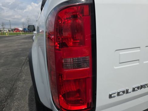 Used 2022 Chevrolet Colorado ZR2 AWD/4WD image 10