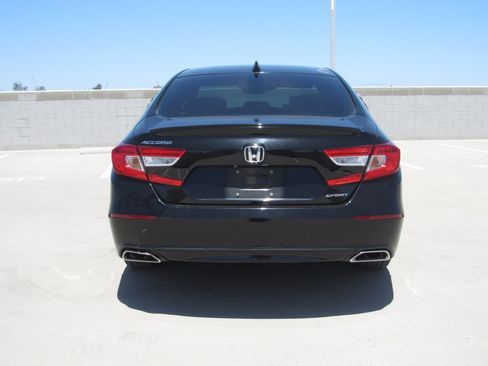 Used 2020 Honda Accord Sport image 7