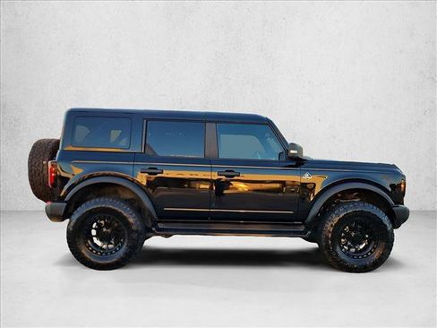 Certified 2025 Ford Bronco Outer Banks AWD/4WD image 4