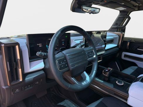 Used 2024 GMC Hummer EV 2X AWD/4WD image 18