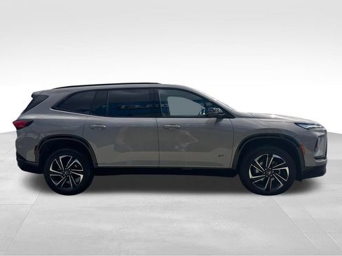 Used 2026 Buick Enclave Sport Touring AWD/4WD image 7