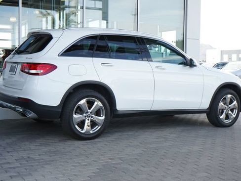 Used 2018 Mercedes-Benz GLC 300 4MATIC image 9