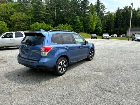 Used 2017 Subaru Forester 2.5i Limited image 4