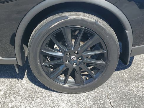 Certified 2023 Nissan Murano SV w/ SV Midnight Edition Package image 9