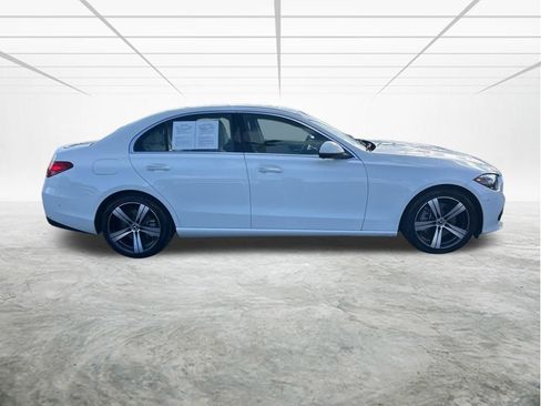 Used 2025 Mercedes-Benz C 300 Sedan image 3