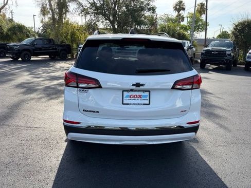 Used 2023 Chevrolet Equinox RS FWD image 5