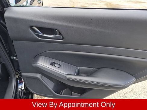 Used 2025 Nissan Altima 2.5 SV FWD image 31