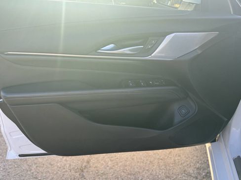 Used 2021 Cadillac CT4 Luxury w/ Sun And Sound Package image 9