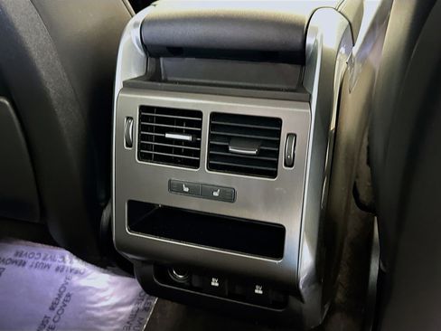 Used 2021 Land Rover Range Rover Sport SE image 16