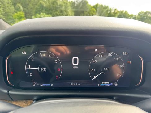 Used 2024 Jeep Grand Wagoneer L 4WD image 26
