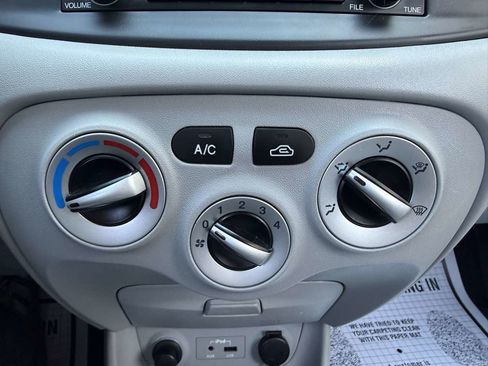 Used 2010 Hyundai Accent GS w/ Premium Pkg 3 image 17