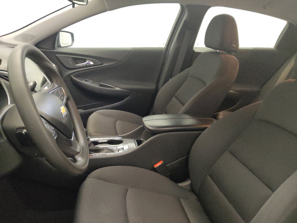 Used 2023 Chevrolet Malibu LT FWD image 17