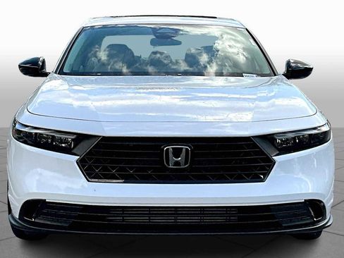 New 2025 Honda Accord SE image 3