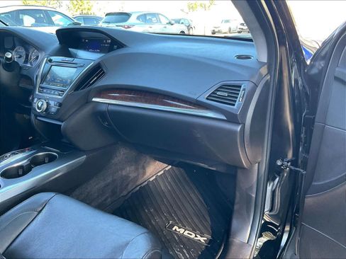 Used 2017 Acura MDX SH-AWD image 18