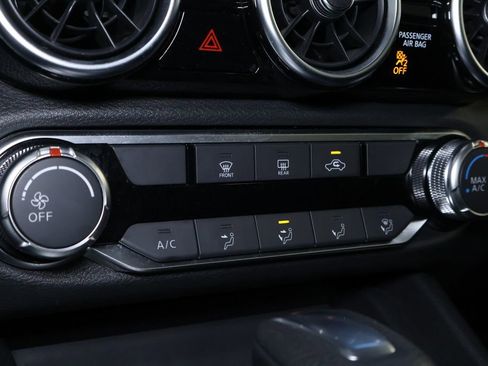 Used 2024 Nissan Sentra SV image 27