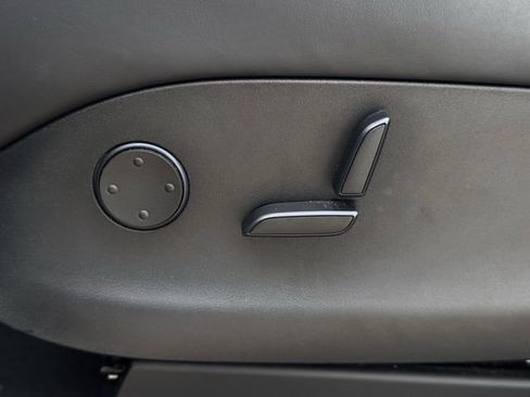 Used 2018 Tesla Model X 100D image 25