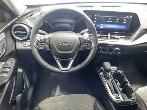 New 2026 Chevrolet Trax LT FWD image 12
