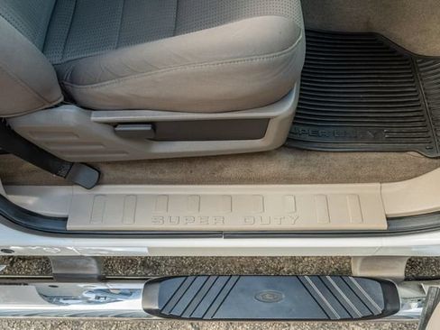 Used 2009 Ford F250 XLT AWD/4WD image 42