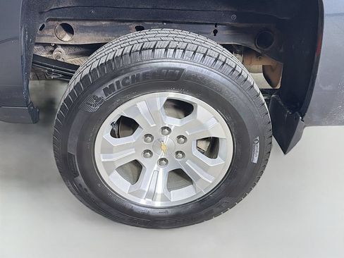Used 2017 Chevrolet Silverado 1500 LT w/ All Star Edition AWD/4WD image 26