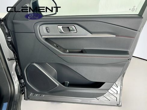 New 2026 Ford Explorer ST-Line w/ ST-Line Street Pack AWD/4WD image 35
