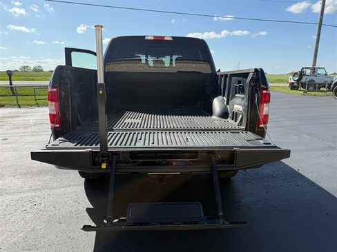 Used 2019 Ford F150 XLT w/ Equipment Group 302A Luxury AWD/4WD image 28