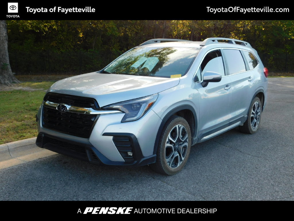 Used 2023 Subaru Ascent Limited AWD/4WD image 1