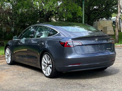 Used 2018 Tesla Model 3 Performance image 6