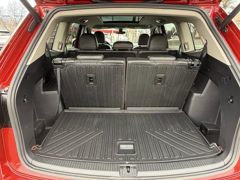 Used 2021 Volkswagen Atlas SEL R-Line image 34