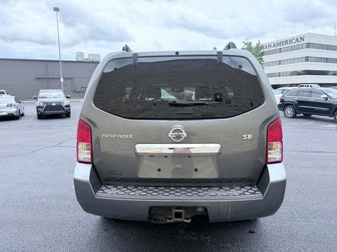 Used 2008 Nissan Pathfinder SE w/ Leather Pkg AWD/4WD image 4