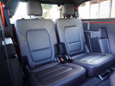 Certified 2023 Ford Bronco Badlands w/ Sasquatch Package image 20