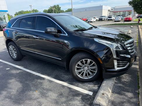 Used 2017 Cadillac XT5 Luxury w/ Driver Awareness Package AWD/4WD image 1
