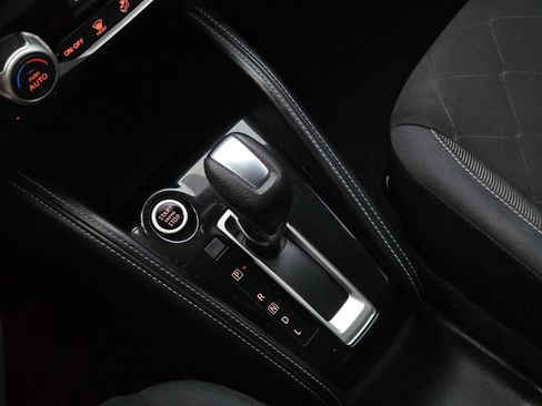 Used 2020 Nissan Kicks SV image 20