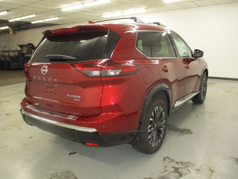 New 2026 Nissan Rogue Platinum w/ Platinum Premium Package image 6