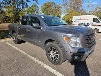 Used 2022 Nissan Titan SV