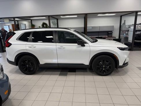 Used 2023 Honda CR-V Sport Touring image 6