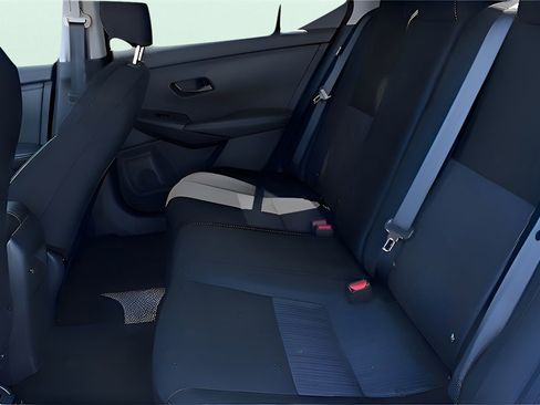 Used 2025 Nissan Sentra SV image 28