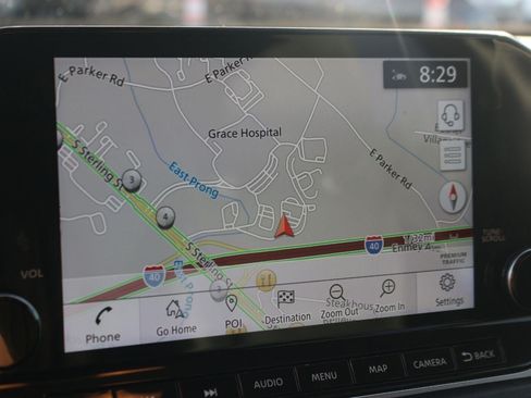 Used 2022 Nissan Rogue Platinum w/ Head-Up Display Package FWD image 31