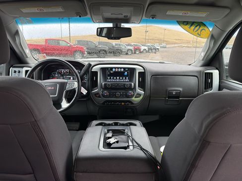 Used 2018 GMC Sierra 2500 SLE image 12