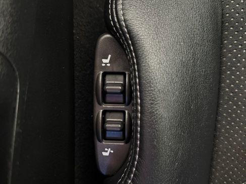 Used 2014 Nissan 370Z Touring w/ Sport Package RWD image 33
