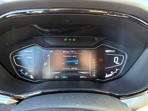 Used 2022 Kia Niro EX image 19