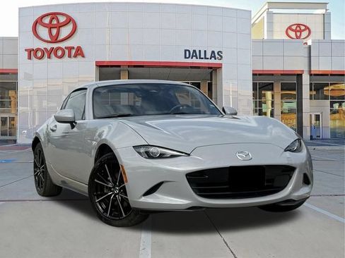 Used 2025 MAZDA MX-5 Miata RF Grand Touring RWD image 1
