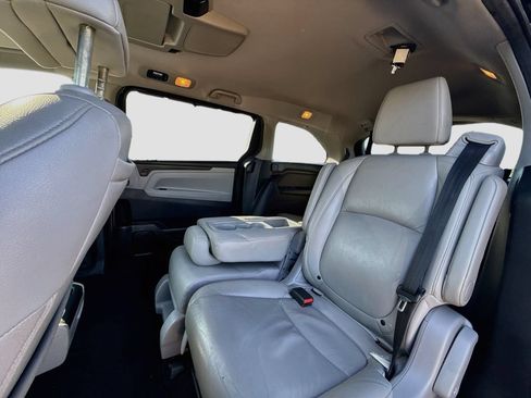 Used 2019 Honda Odyssey EX-L image 27