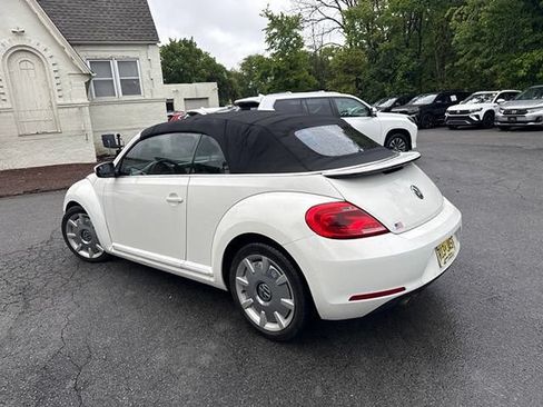 Used 2014 Volkswagen Beetle 2.5 FWD image 4