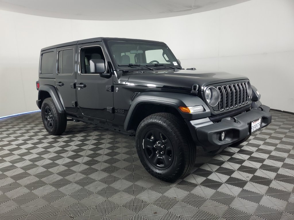 Used 2026 Jeep Wrangler Unlimited Sport AWD/4WD image 2