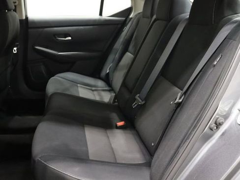 Used 2022 Nissan Sentra SV image 11