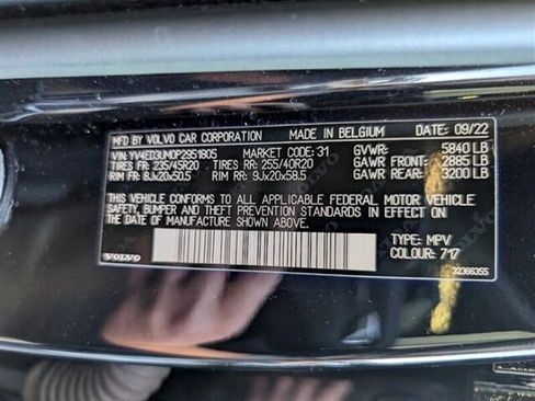 Used 2023 Volvo XC40 Recharge Ultimate image 30